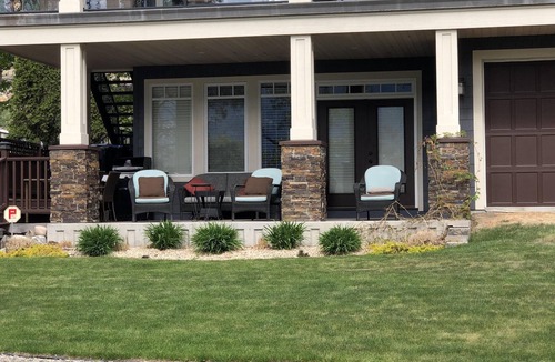 Okanagan Centre House | A beautiful suite in the lakelands