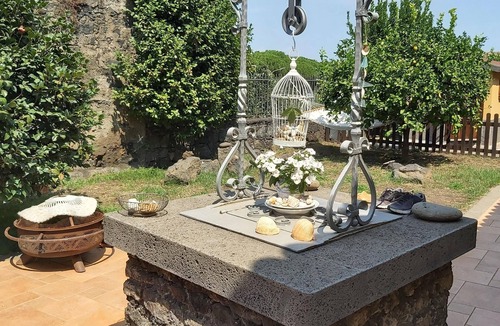 Trecastagni House | A loft in an equipped villa