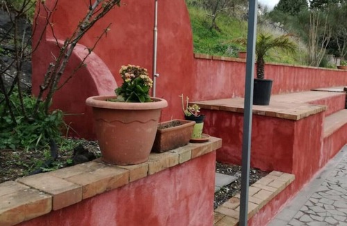 Puntalazzo Apartment | A True Sicilian guesthouse with Pool on Mt. Etna, perfect for Families & Groups.