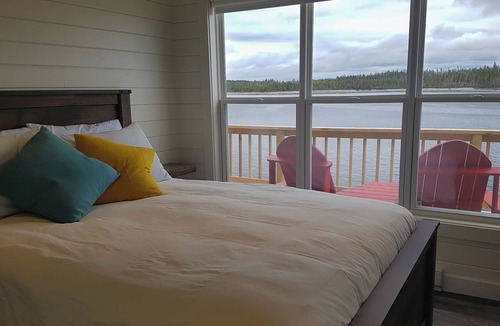 Port Saunders Cottage | A Wave From It All Ocean Front