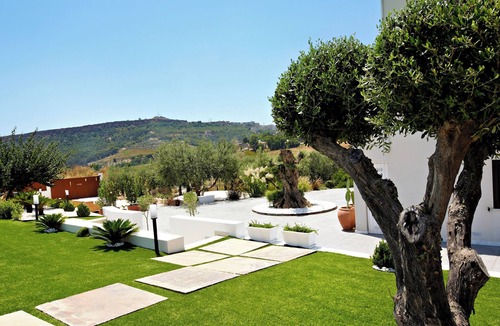 Agrigento Apartment | ACQUA PETRA Pool Villa & Suites - Coral Suite