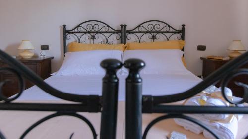 Salemi House | AGRITURISMO CLEMENTI B&B