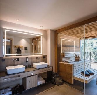 Sand in Taufers Apartment | AhriaPura Apartments