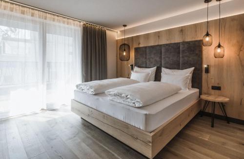 Sand in Taufers Apartment | AhriaPura Apartments