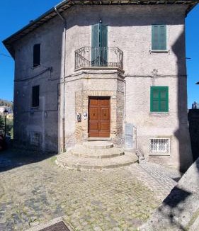 San Vito Romano Apartment | Al Campanile a stylish new apartment San Vito Romano Rome