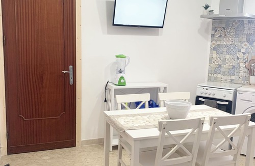 Balestrate Apartment | Alexander's Window to the Sea p.terra