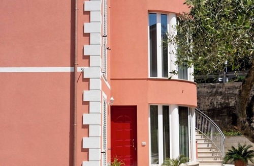 Sant'Angelo di Brolo Apartment | ALMA TOURISM APARTMENT, with swimming pool 15 minutes from the sea