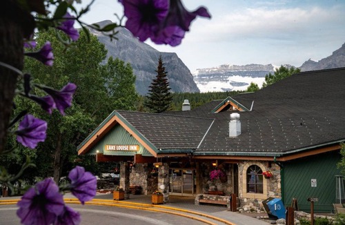 Lake Louise Apartment | Alpine Bliss | Premier Winter Getaway