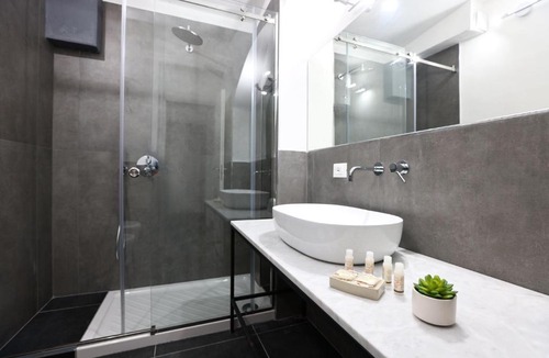 Torre Colonna-sperone House | Altavilla's Rooms