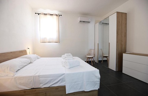 Torre Colonna-sperone House | Altavilla's Rooms