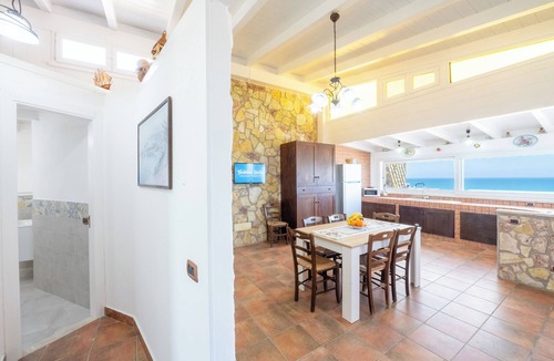 Alcamo Marina Apartment | Amazing 100sqm Apartment 200m from the sea 6 people "GmC"