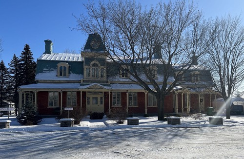 Saint-Zephirin-de-Courval House | Ancestral house 12 rooms
