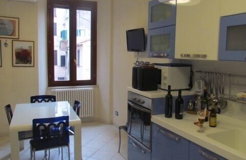 Terracina Apartment | Ancient Rebuilt Elegant 65 Mq Apartment in the Old Center Endependant Entrance