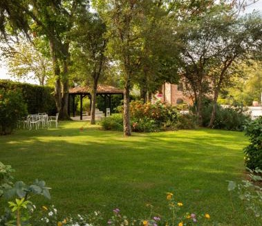 Cori Resort | Antico Borgo Molino 7cento vicino ai Giardini di Ninfa