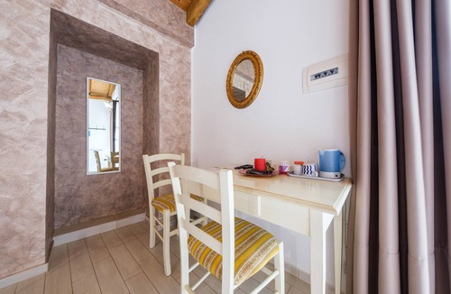 Gioiosa Marea Apartment | Antico Casale Gioiosa Marea Suite with Sea View, Wi-Fi and Air Conditioning