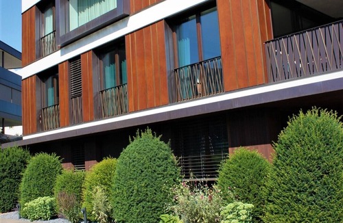Brunico Apartment | ANTON Luxury Stay App. VISTA, wellness and outdoor pool