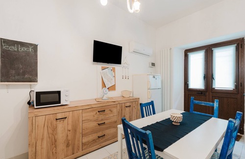 Castellammare del Golfo Apartment | Apartment 'La Luna' with Private Terrace, Balcony and Air Conditioning