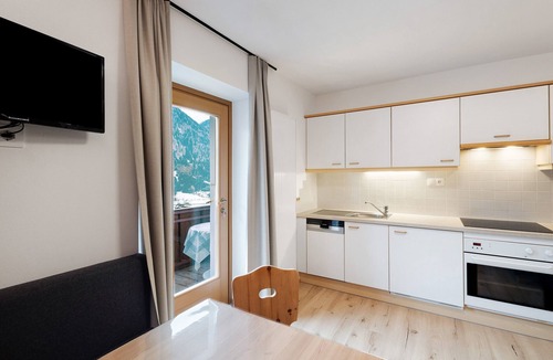 Anterselva Apartment | Apartment 'Pfaffingerhof Apt Piccolo Rabbit' with Mountain View, Shared Garden and Wi-Fi