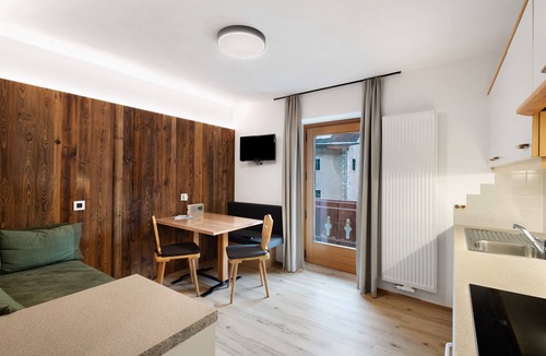 Anterselva Apartment | Apartment 'Pfaffingerhof Apt Piccolo Rabbit' with Mountain View, Shared Garden and Wi-Fi