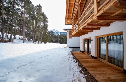 San Vigilio Apartment | Apartment "Les Ciases Chalets Dolomites Apt 4" with Private Balcony, Shared Sauna & Wi-Fi