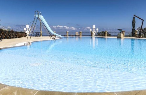 Lascari Apartment | Apartment ∙ 1 bedroom ∙ 4 guests