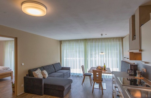 Riva di Tures Apartment | Apartment "Alpenblick Nr 2" with Shared Garden & Wi-Fi