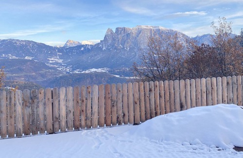 Longomoso Apartment | Apartment "Alpenglow Cara" with Mountain View, Private Terrace & Wi-Fi