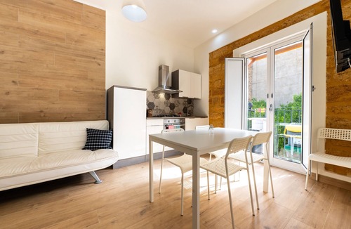 Agrigento Apartment | Apartment 'Assammichele' with Private Terrace, Wi-Fi and Air Conditioning