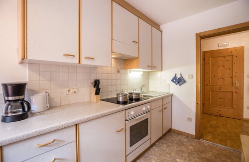 Valle Aurina Apartment | Apartment “Bärental” in Beautiful Scenery with Mountain View, Wi-Fi & Garden