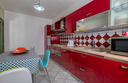 Lido Apartment | Apartment 'Baly' with Balcony, Wi-Fi and Air Conditioning