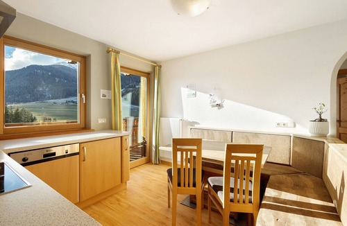 Valle di Casies Apartment | Apartment "Burgerhof Dolomiten" with Mountain View, Large Private Terrace and Wi-Fi