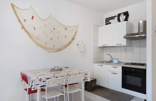 San Vito Lo Capo Apartment | Apartment 'Casa Perla Blu' with Mountain View, Wi-Fi and Air Conditioning