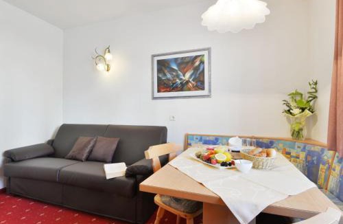 Albions Apartment | Apartment Comfort 301 by Interhome