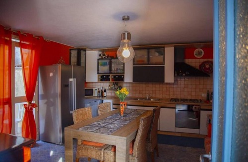 Marsala Apartment | Apartment 'Depandance with Shared Pool', Wi-Fi and Air Conditioning