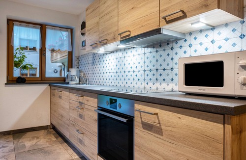 Valle Aurina Apartment | Apartment "Dreiherrenspitze" with Shared Whirlpool & Garden