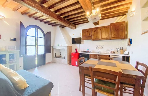 Pieve di Santa Luce Apartment | Apartment Elvis by Interhome