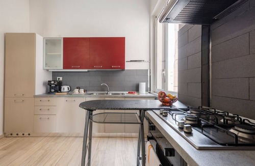 Palermo Apartment | Apartment 'Fb House' with Balcony, Wi-Fi and Air Conditioning