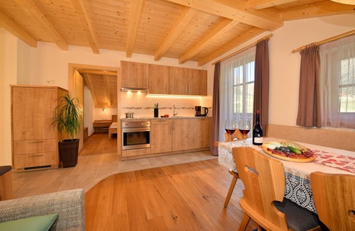Valle di Casies Apartment | Apartment 'Feldererhof Apt Almenblick' with Mountain View, Shared Garden and Wi-Fi