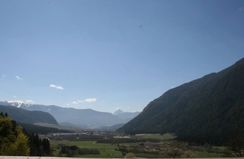 Villa Ottone Apartment | Apartment 'Felderhof Linum' with Mountain View, Private Garden and Wi-Fi
