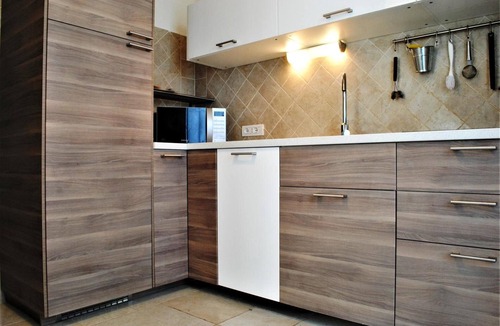San Teodoro Apartment | Apartment 'Florida 2' with Sea View, Wi-Fi and Air Conditioning