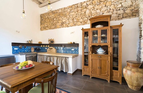 Buseto Palizzolo Apartment | Apartment for 4 people with shared pool