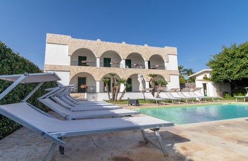 Cava dʼAliga Other | Apartment 'Gelsomino in Villa Archi' with Sea View & Shared Pool
