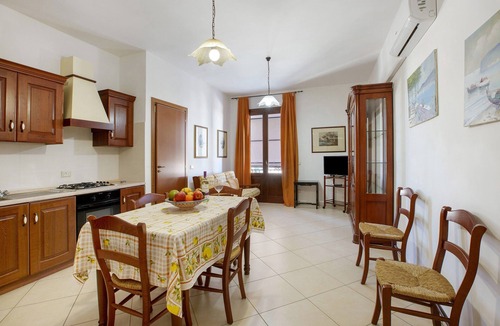 San Vito Lo Capo Apartment | Apartment 'Giallo' with Terrace, Wi-Fi and Air Conditioning