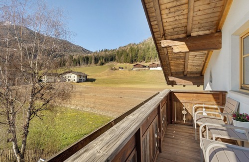 Lutago Apartment | Apartment 'Grabmairhof Ahrntal' with Mountain View