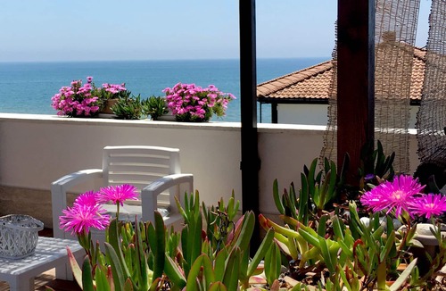 Latina Lido Apartment | apartment in a villa by the sea with stunning views