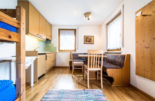 Campo Tures Apartment | Apartment "Issingerhof 2" with Mountain View, Terrace & Wi-Fi