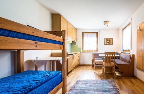 Campo Tures Apartment | Apartment "Issingerhof 2" with Mountain View, Terrace & Wi-Fi