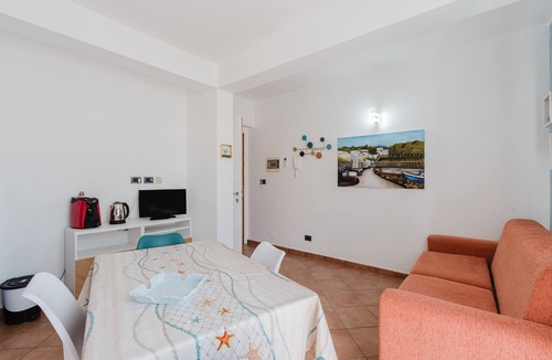 San Vito Lo Capo Apartment | Apartment 'Kairos' with Shared Pool, Wi-Fi and Air Conditioning
