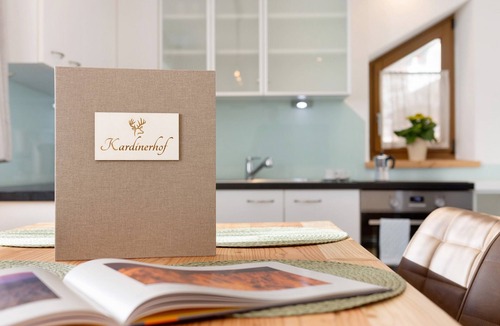 Collalbo Apartment | Apartment “Kardinerhof Bergwiese” with Mountain View, Shared Garden and Wi-Fi