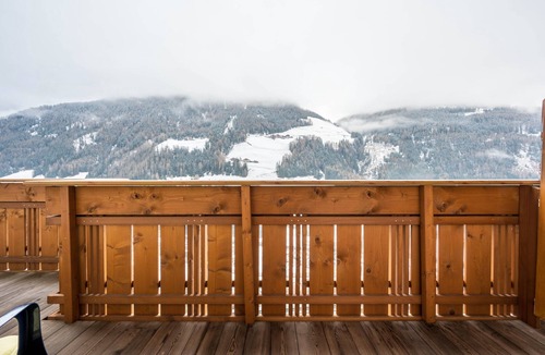 Cadipietra Apartment | Apartment "Niederkoflhof Durreck" with Mountain View, Balcony & Wi-Fi